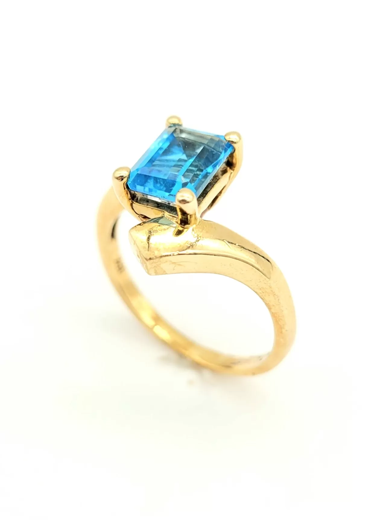 Blue Topaz Ring