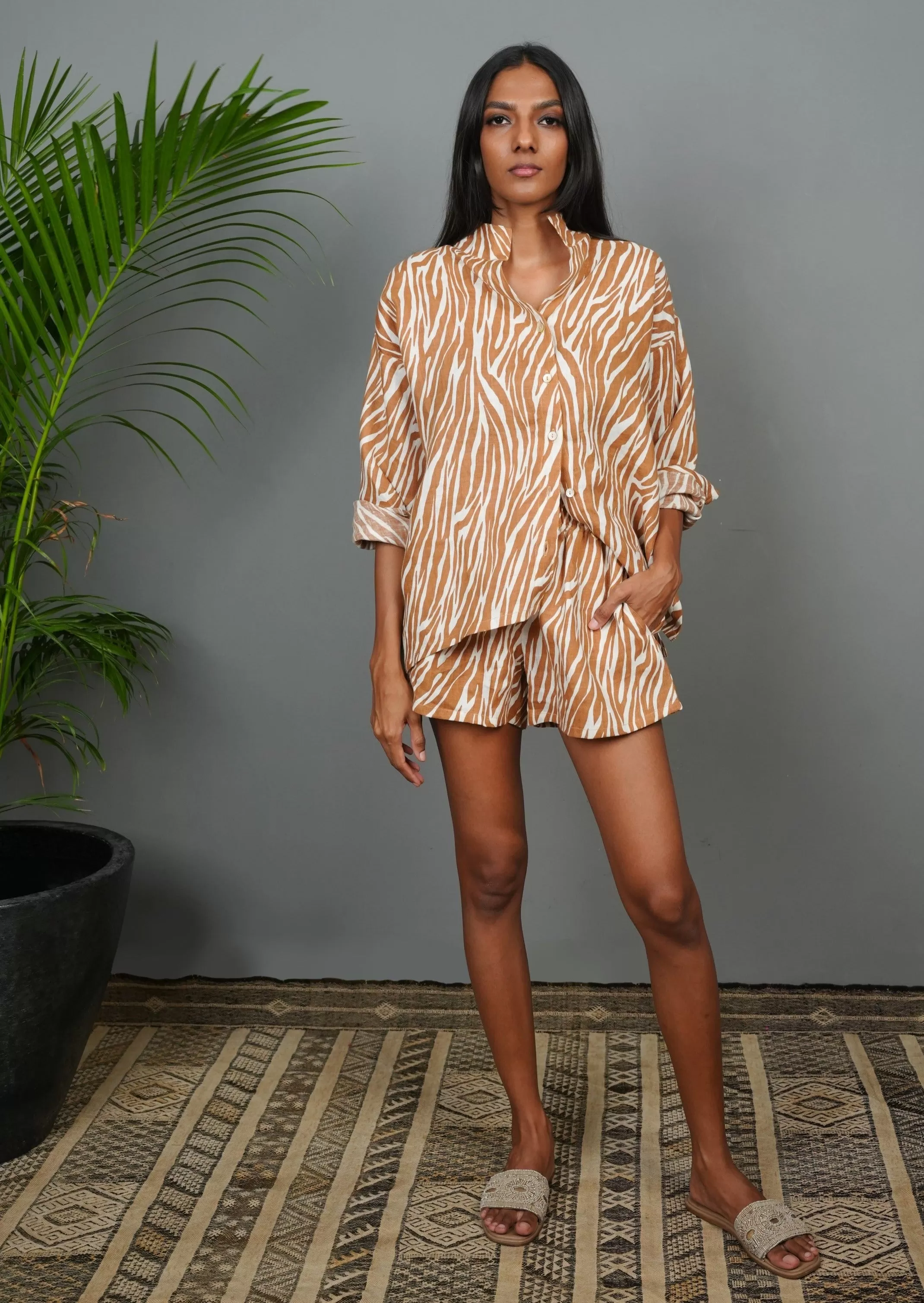 Boxy Button Down Shirt - Chai Tiger