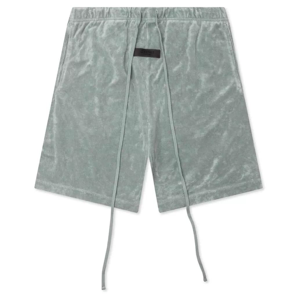 Essentials Short - Sycamore