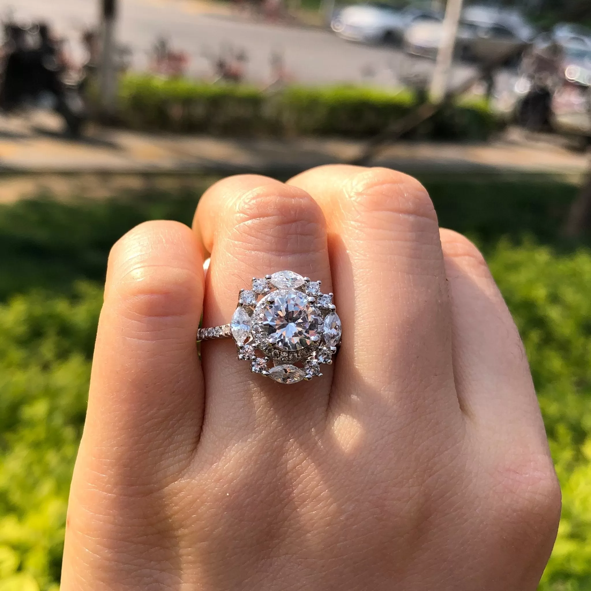 Flower Round Cut Ring