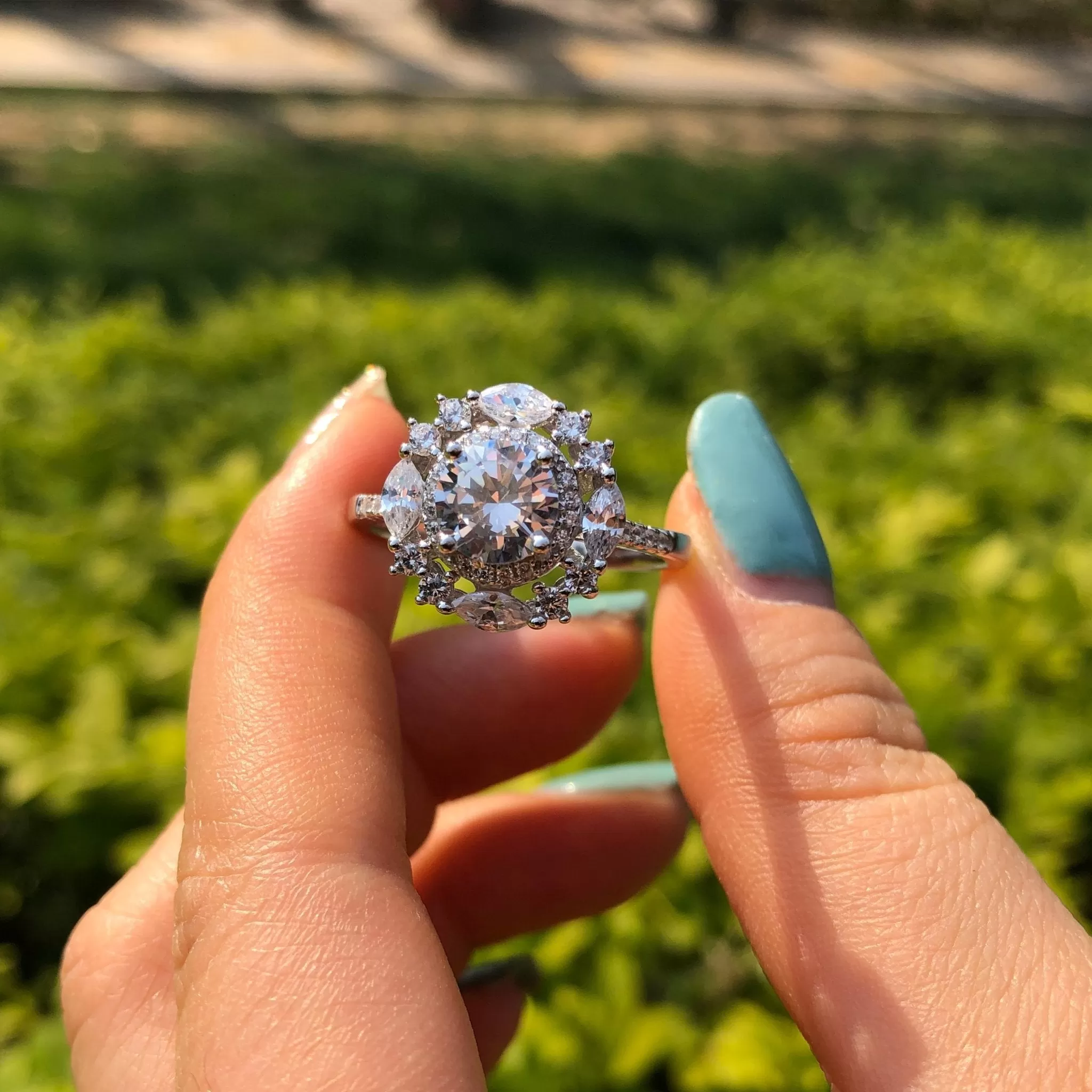 Flower Round Cut Ring