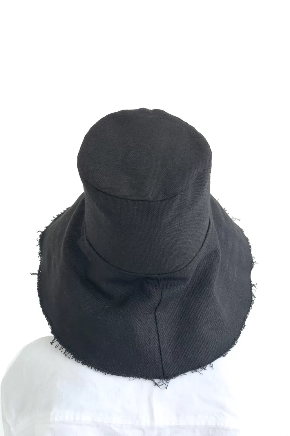 Foldable black linen hat